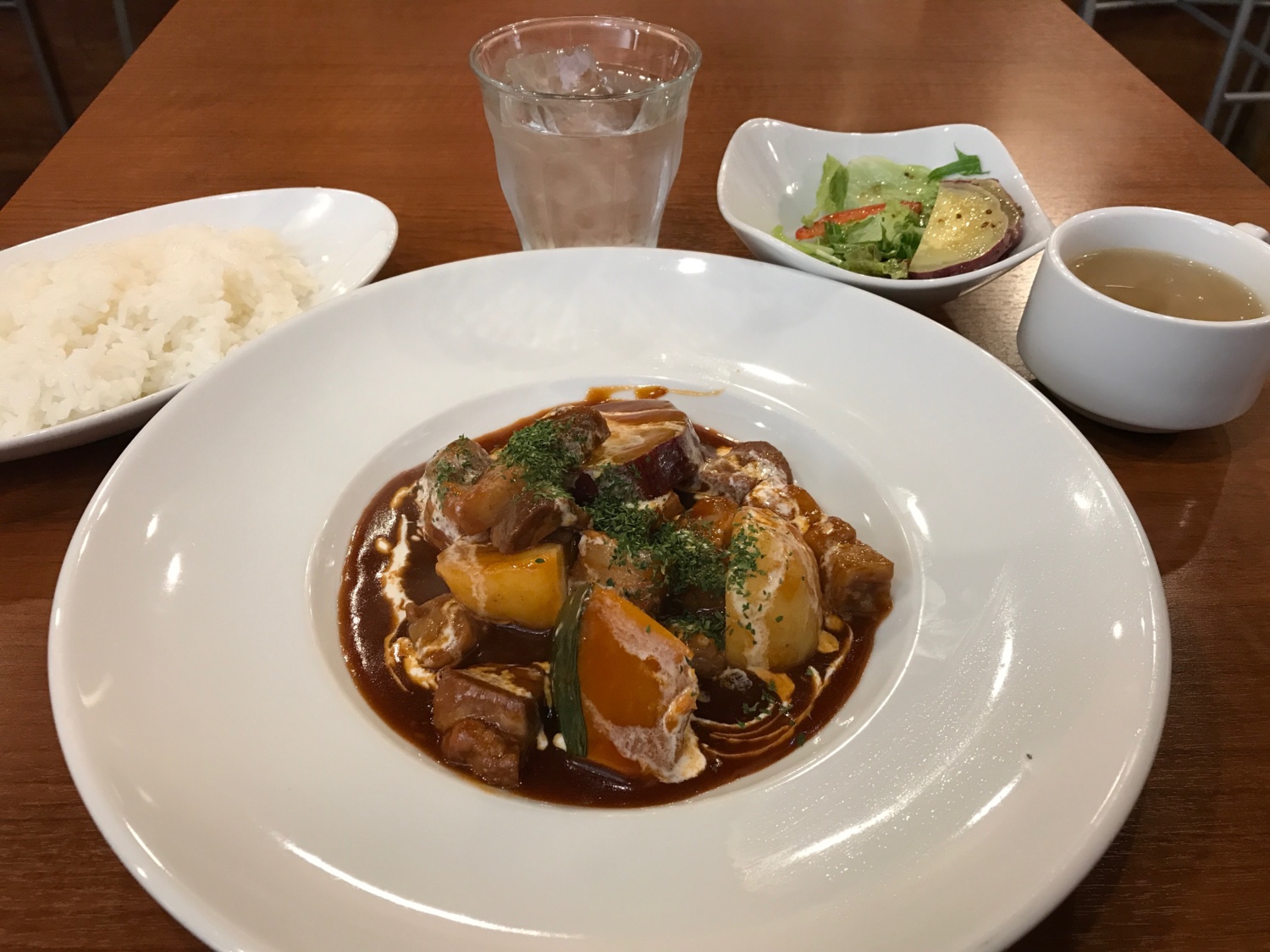 Bistrotrire ビーフシチュー