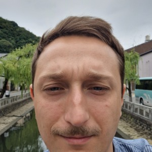 Profile｜REVIEW｜TESEN SHARE HOUSE & HOSTEL