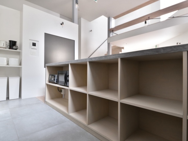 PERSONAL STORAGE / 個人収納｜TESENのシェアハウス ZEZE OSAKA